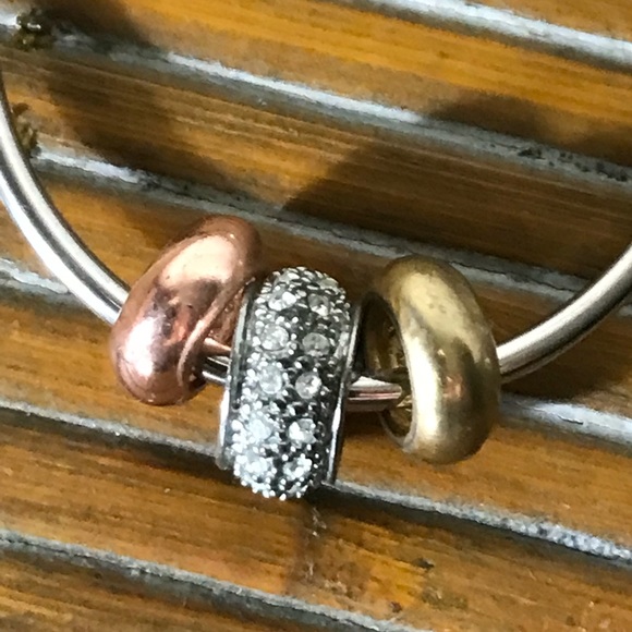 ☀️WEEKEND SALE☀️ Silver toned hoop earrings with extra hoops - Picture 4 of 6